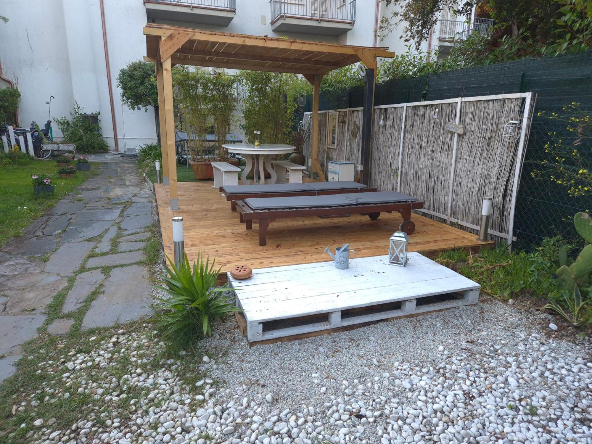 Domusauroom, Relax Nel Cuore Della Versilia - Pet Friendly Βιαρέτζιο Εξωτερικό φωτογραφία